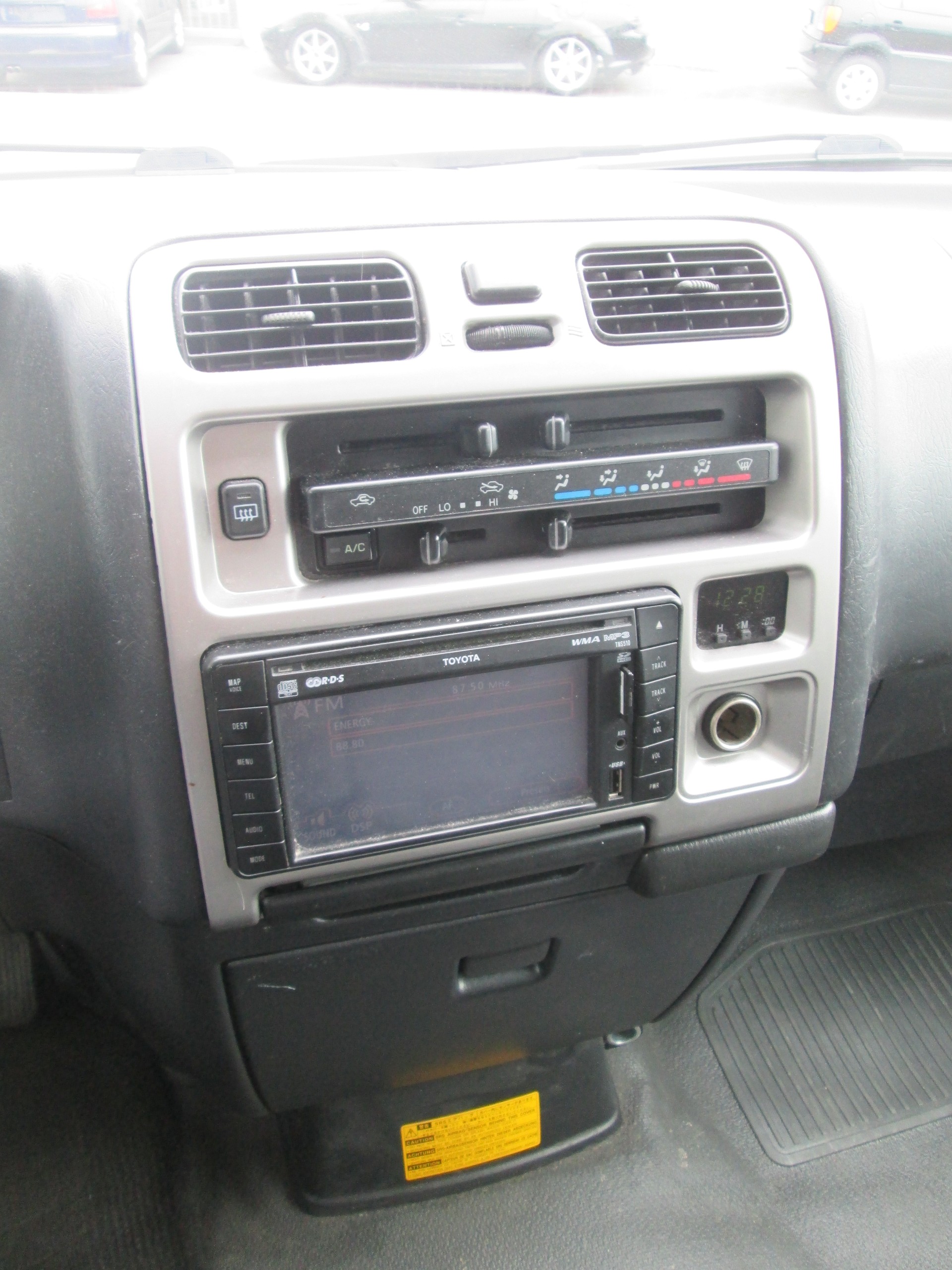 TOYOTA Hiace D-4D Van SWB-image-12
