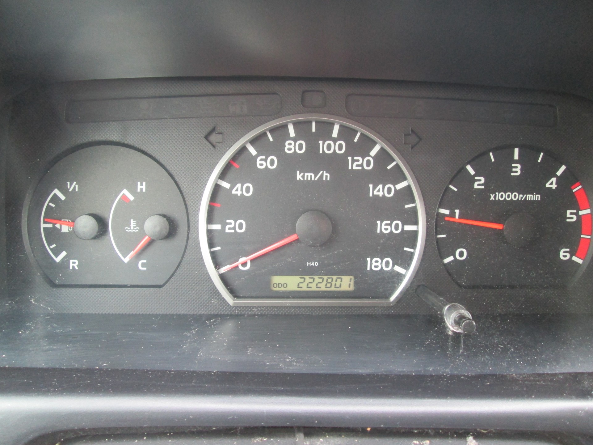 TOYOTA Hiace D-4D Van SWB-image-11