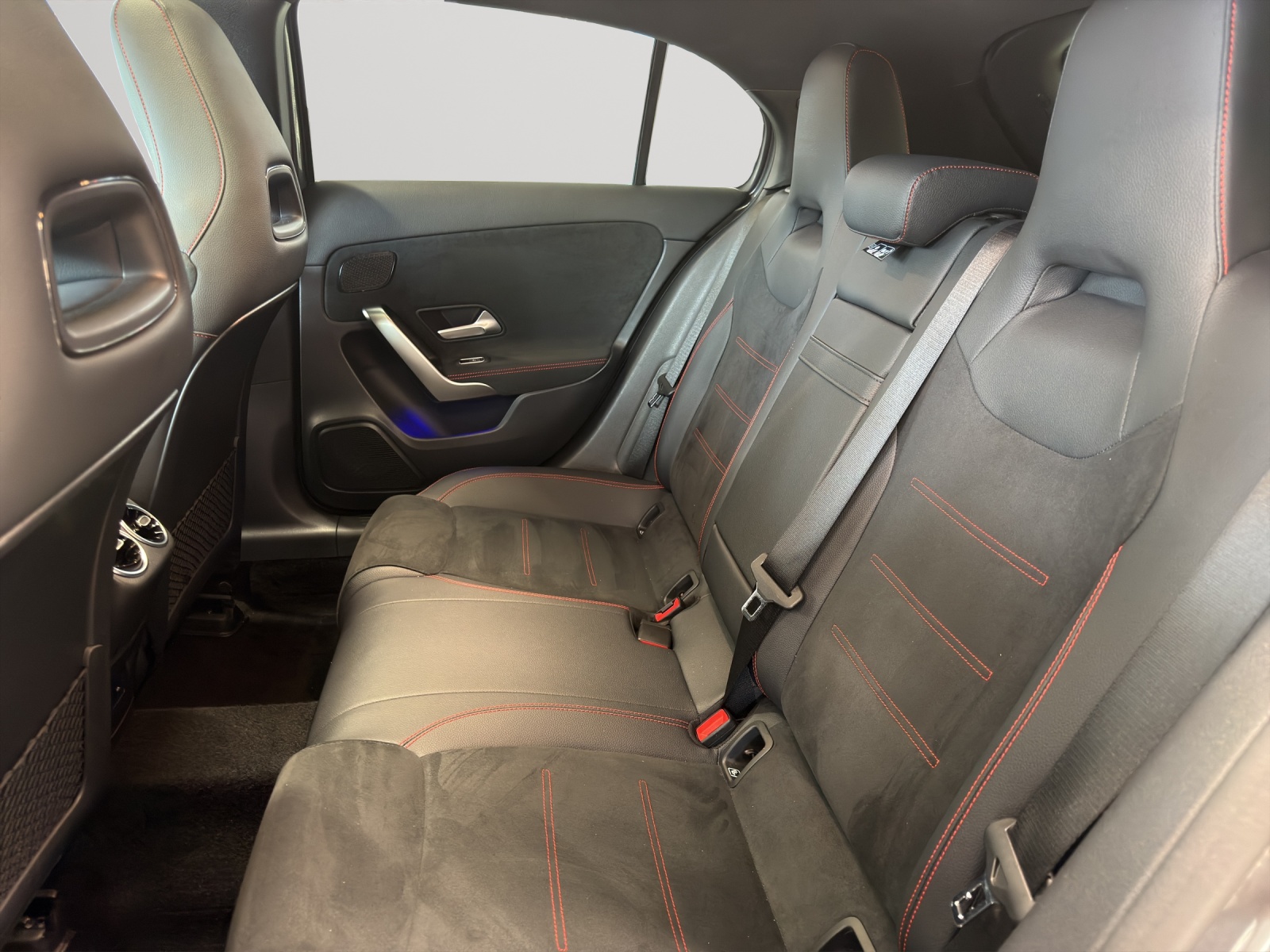 Image MERCEDES-BENZ A-250 A 250 AMG Line