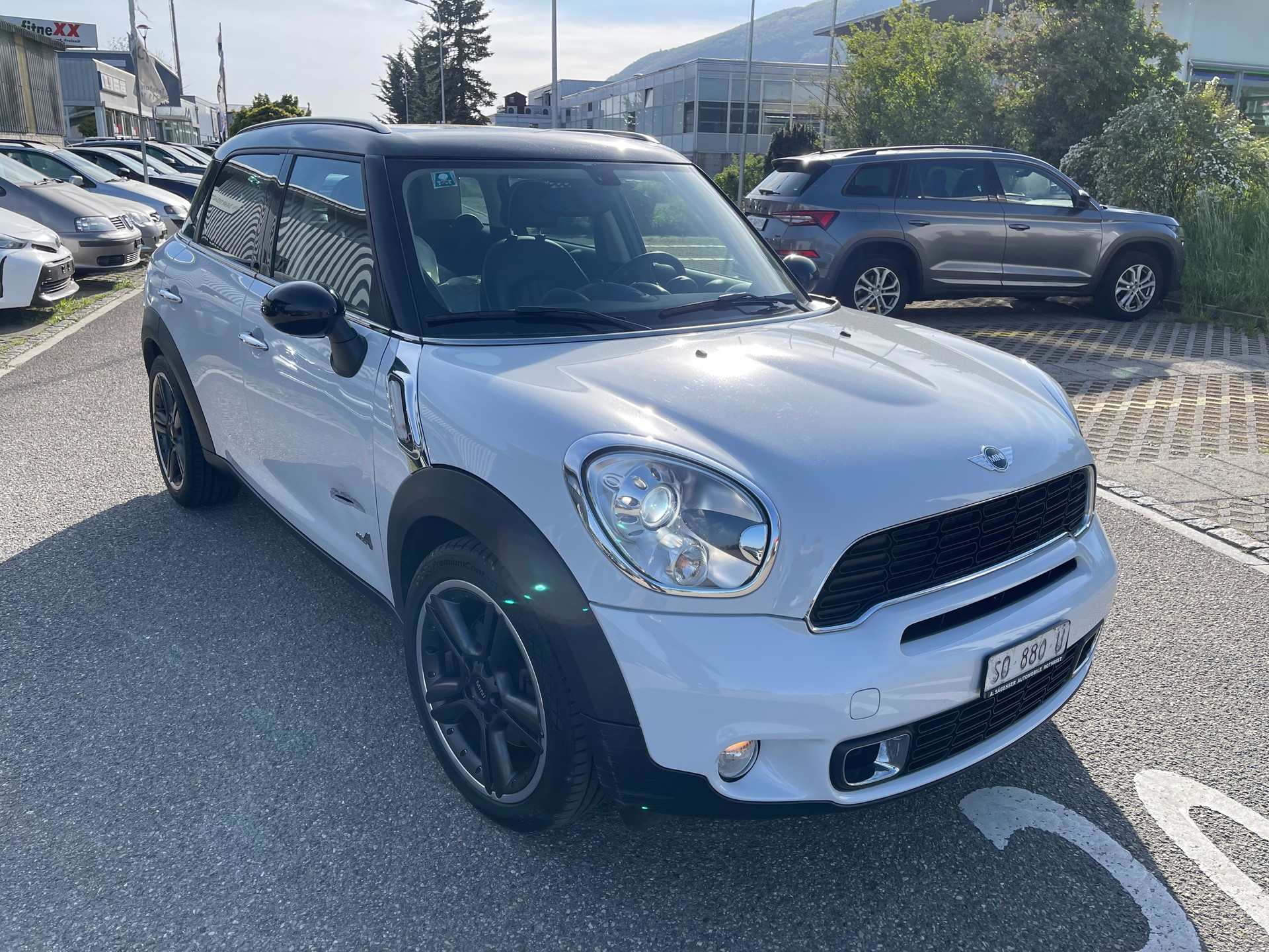 MINI Countryman Cooper S ALL4-image-1