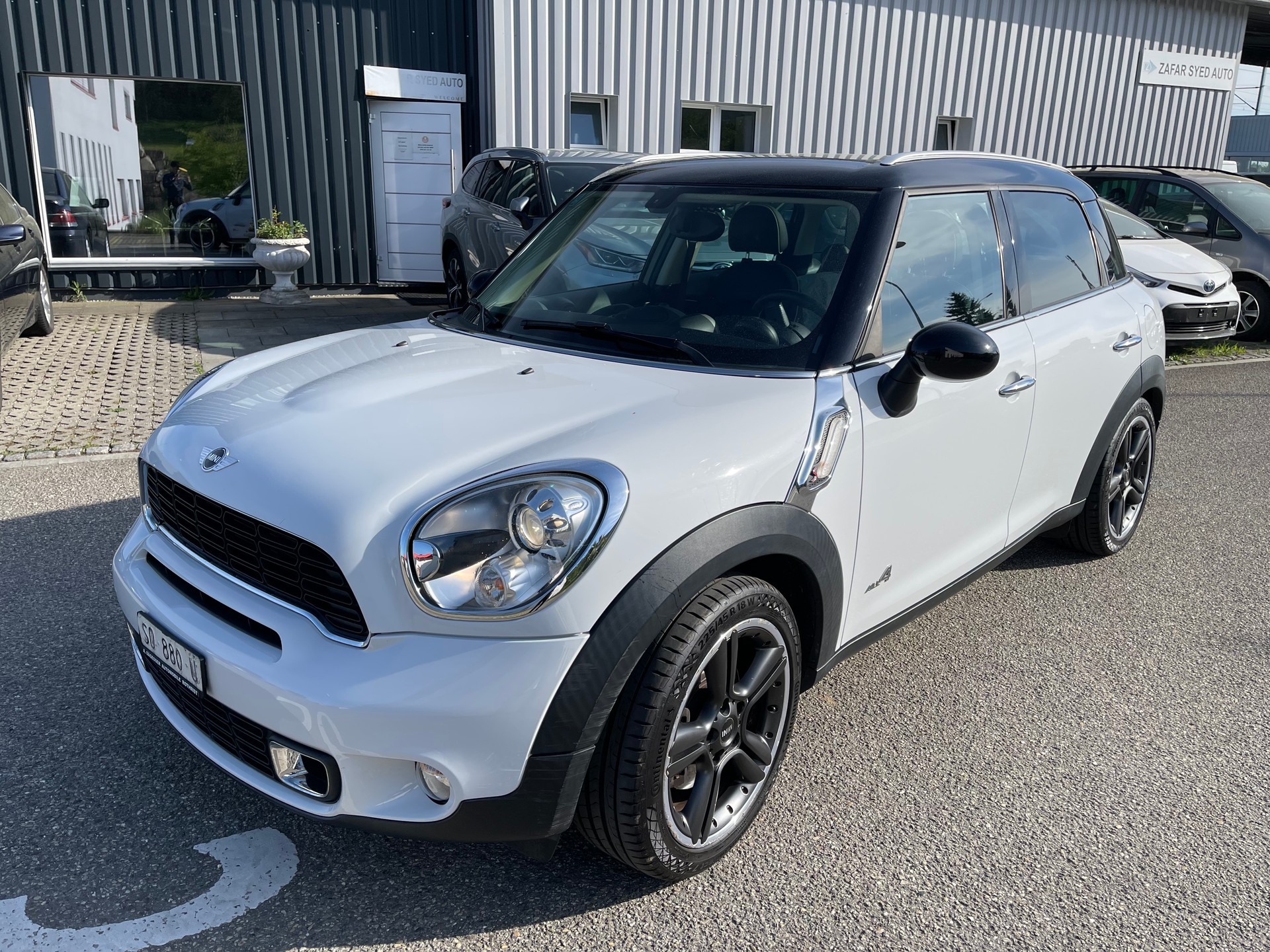MINI Countryman Cooper S ALL4-image-0