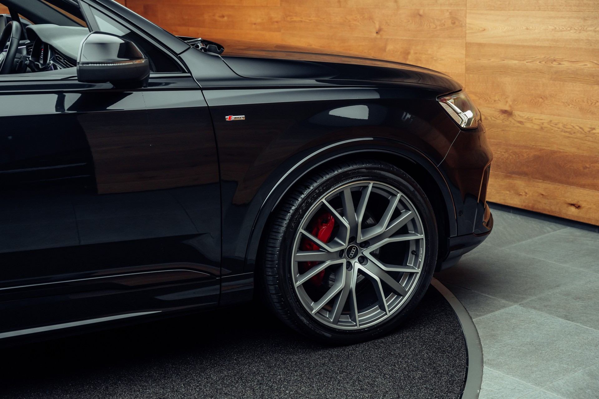 AUDI Q7 50 TDI quattro S Line tiptronic-image-19