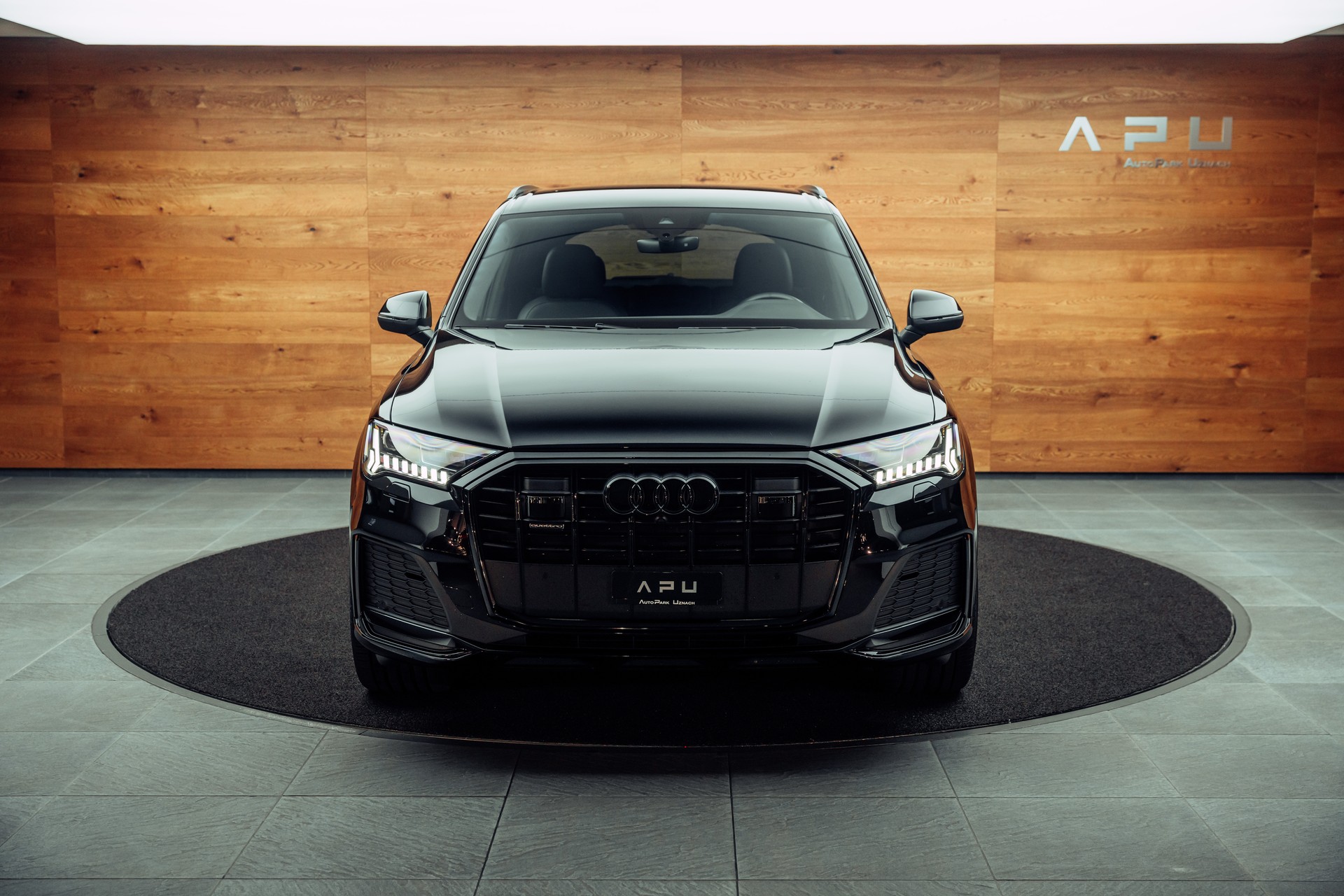 AUDI Q7 50 TDI quattro S Line tiptronic-image-17
