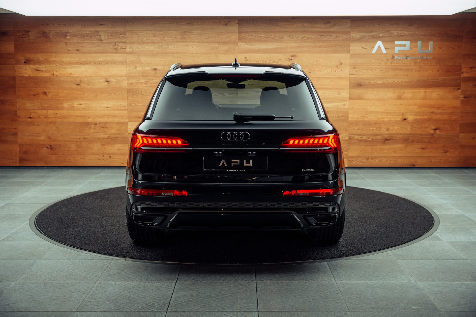 AUDI Q7 50 TDI quattro S Line tiptronic-image-16