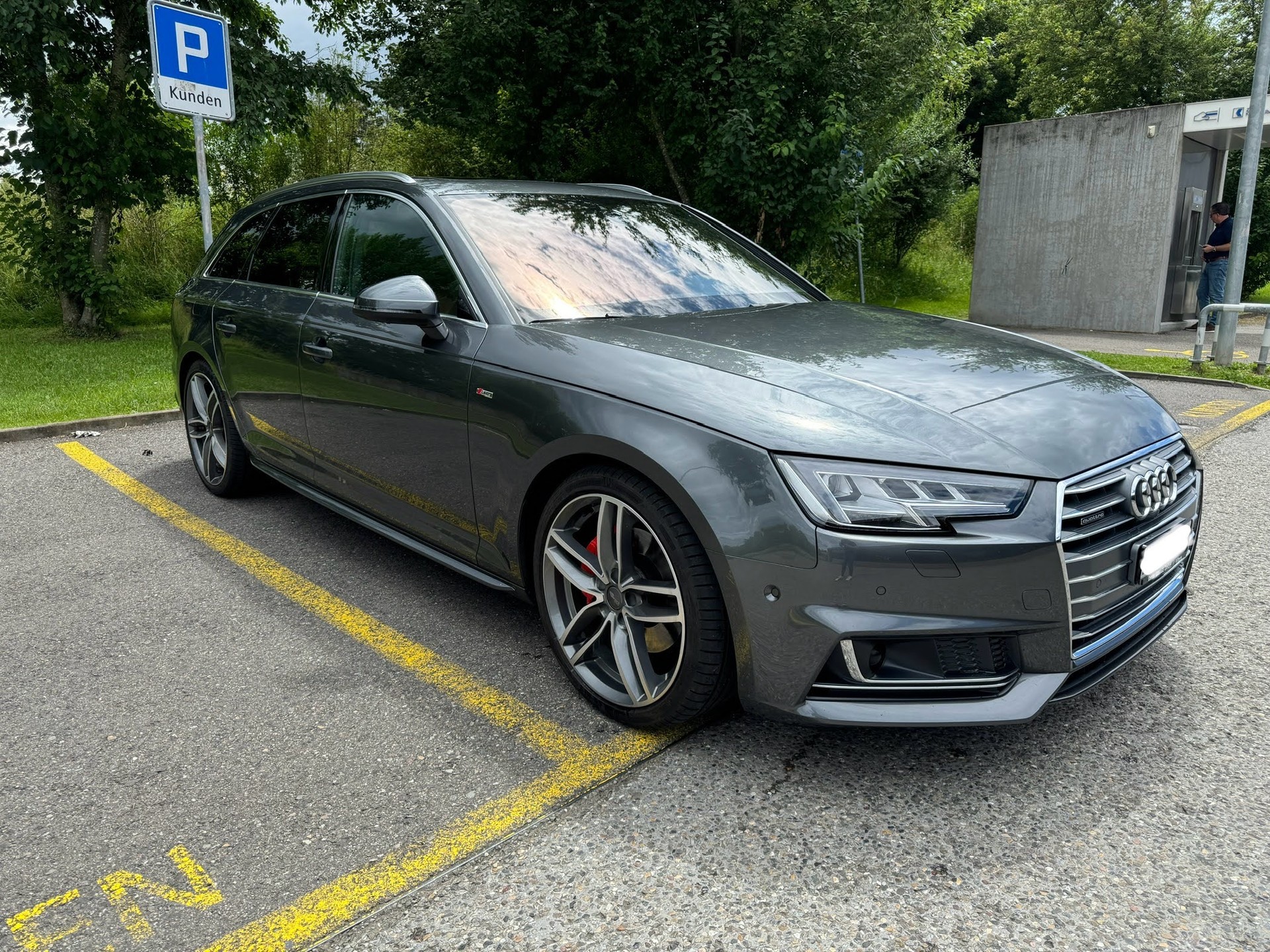 AUDI 2.0 TDI 190 Sport quattro S-Tronic-image-1