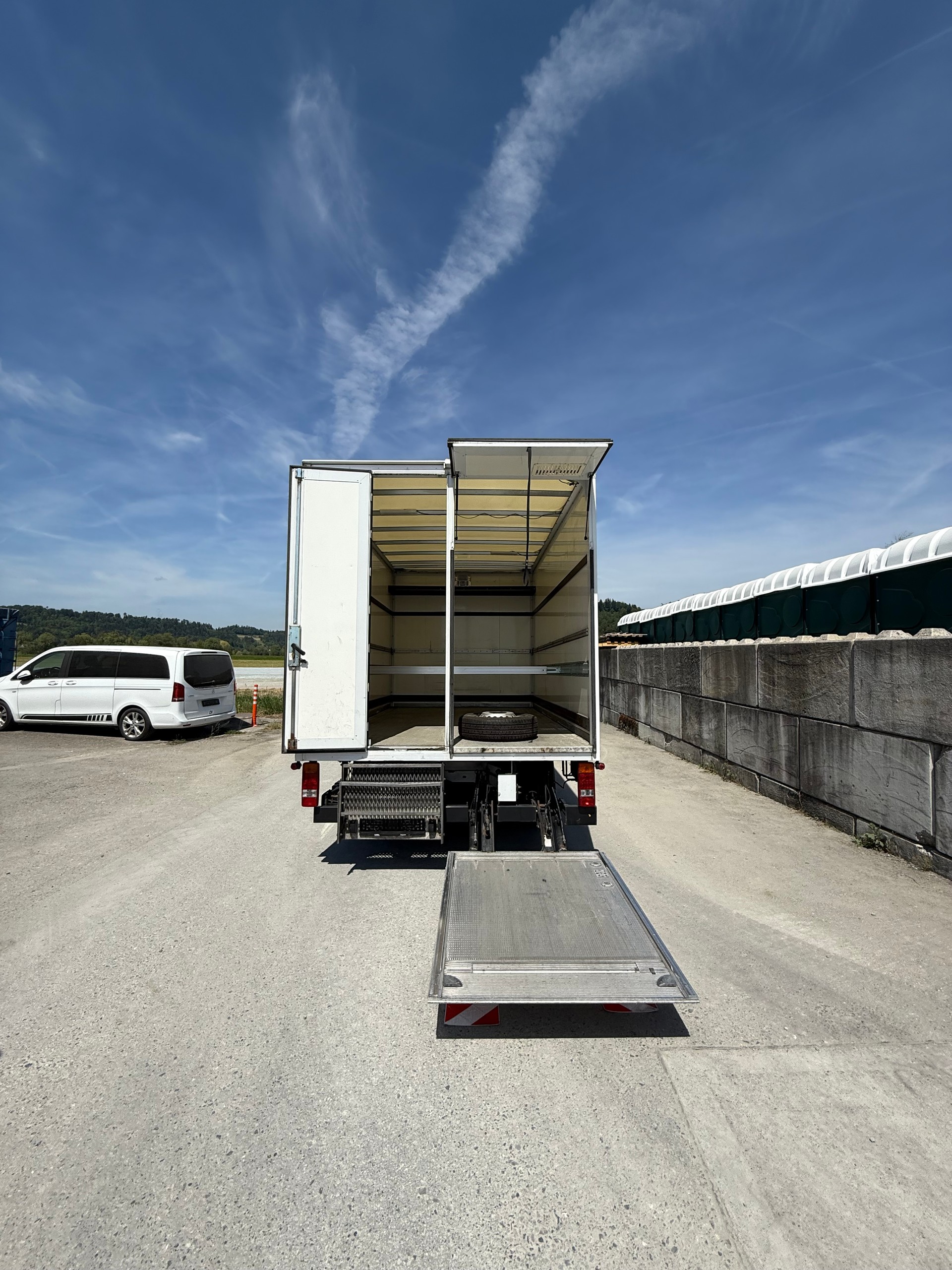 MERCEDES-BENZ Sprinter 516 CDI Lang-image-10
