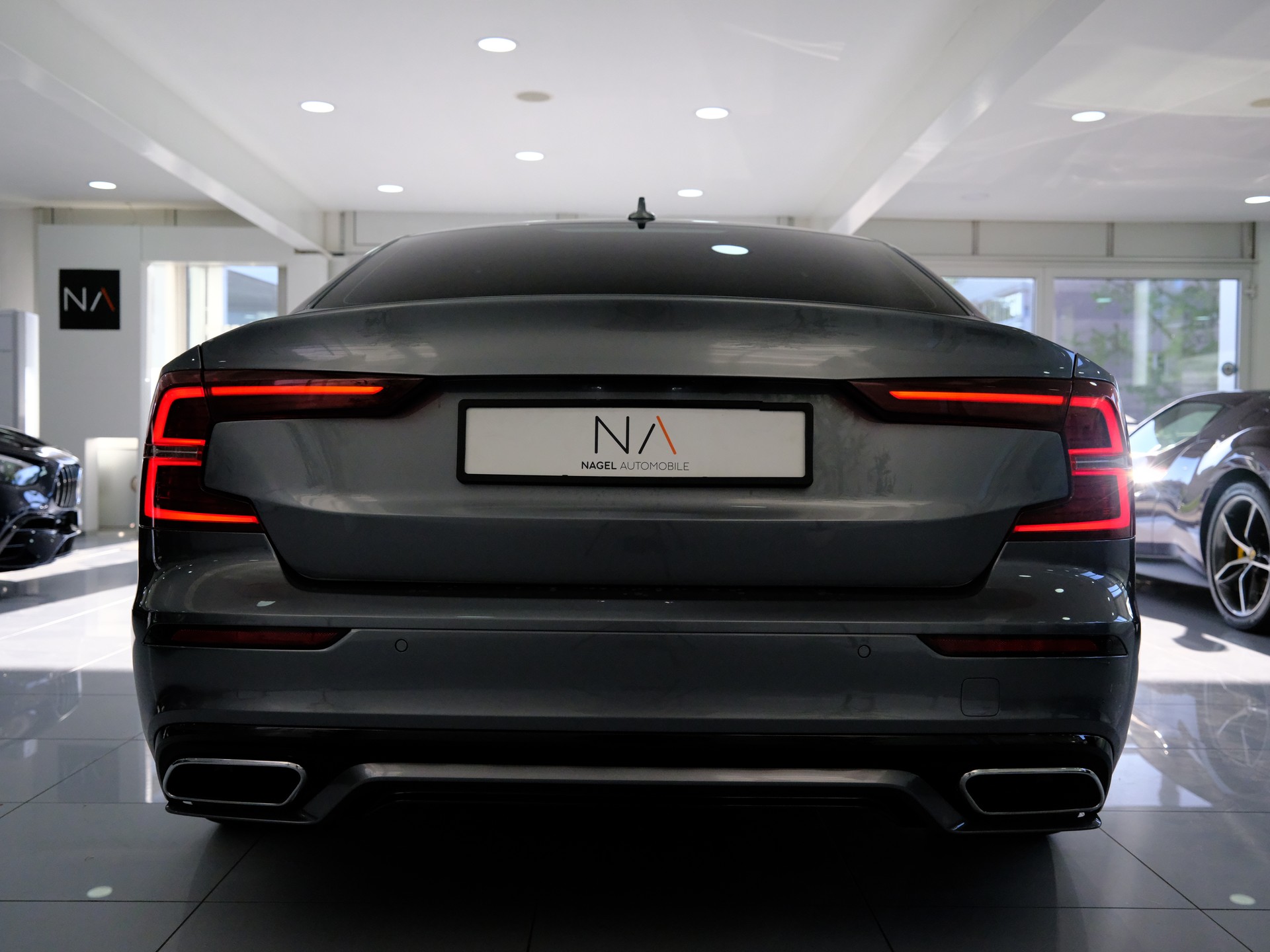 VOLVO S60 T5 R-Design Geartronic-image-5