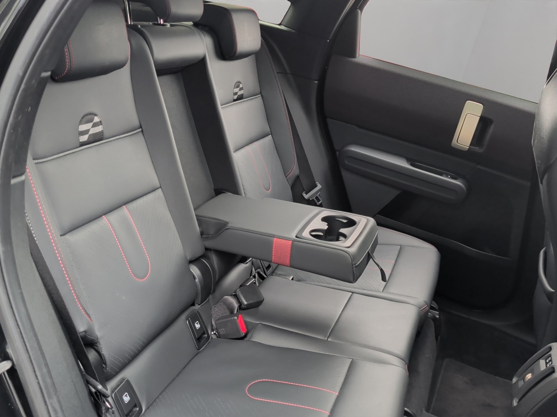 MINI Countryman S ALL4 Steptronic-image-21