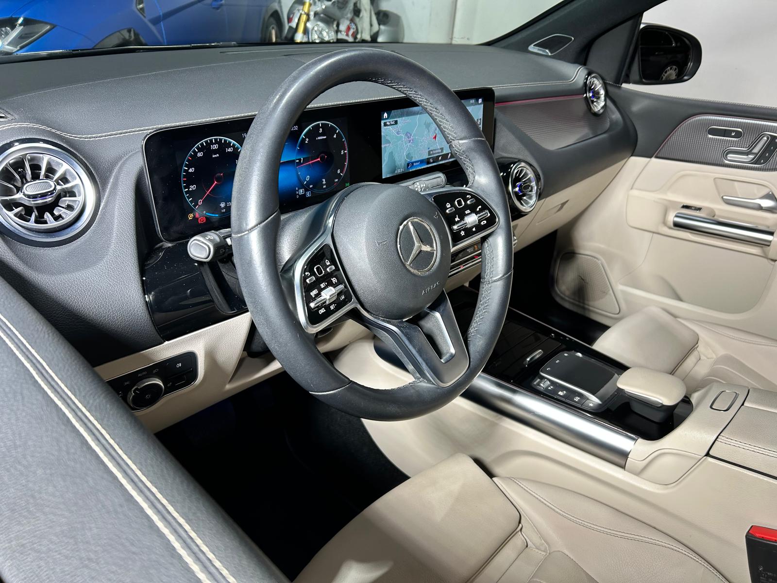 MERCEDES-BENZ B 220 d Progressive 4matic CH FAHRZEUG-image-12