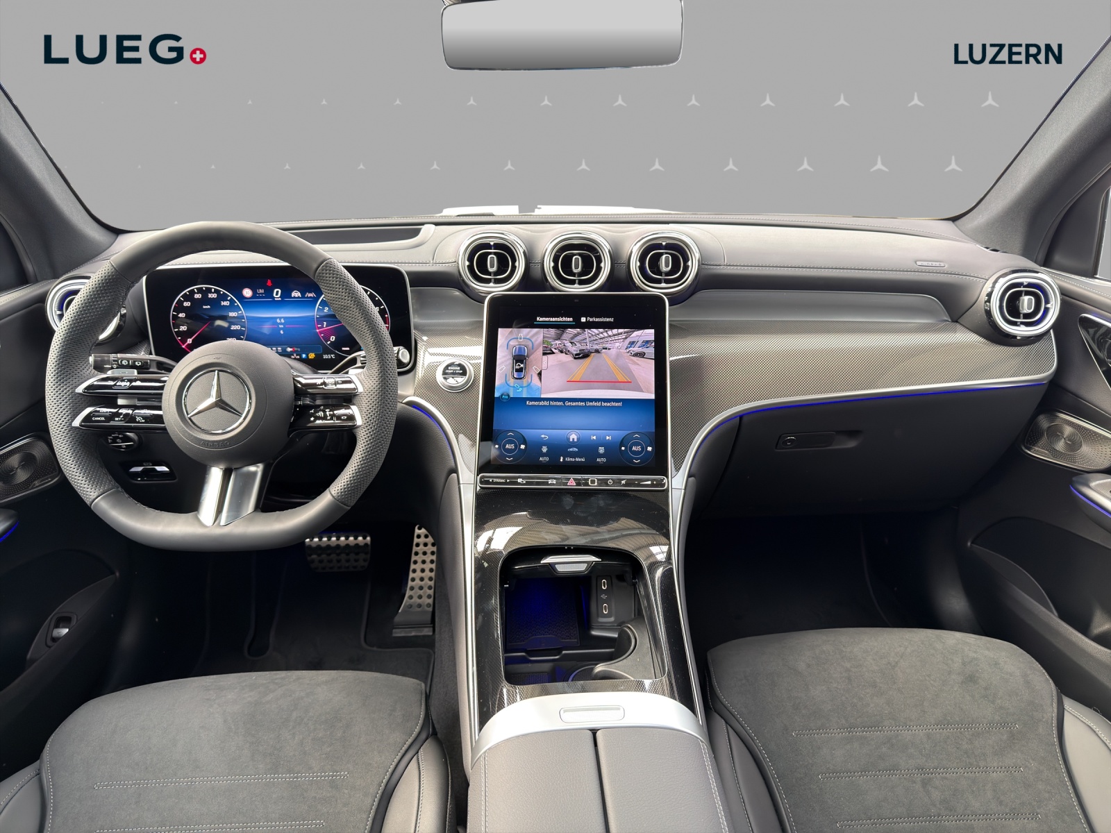 MERCEDES-BENZ GLC 300 4Matic 9G-Tronic-image-10