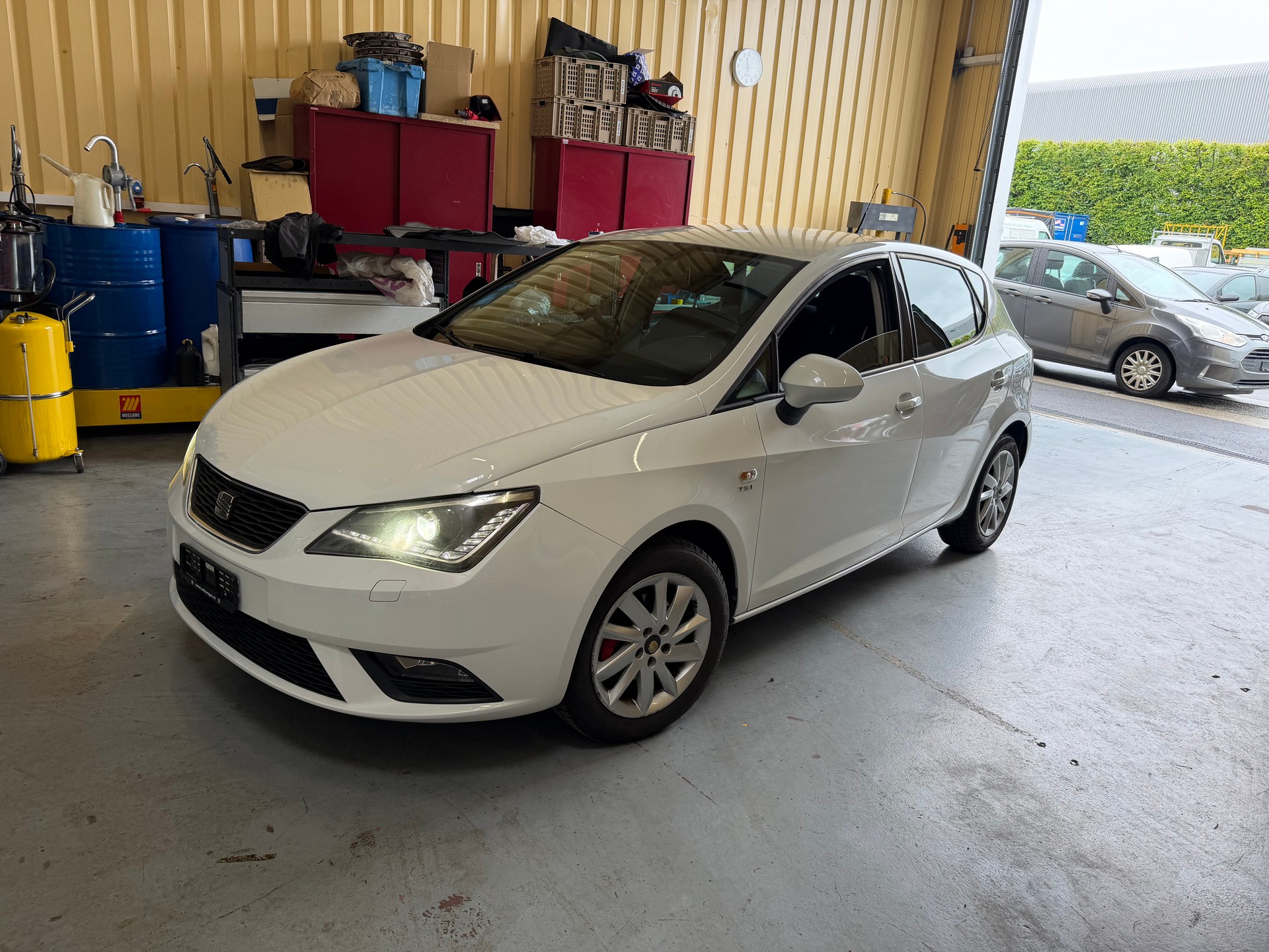 SEAT Ibiza SC 1.2 TSI Style Stopp-Start-image-0
