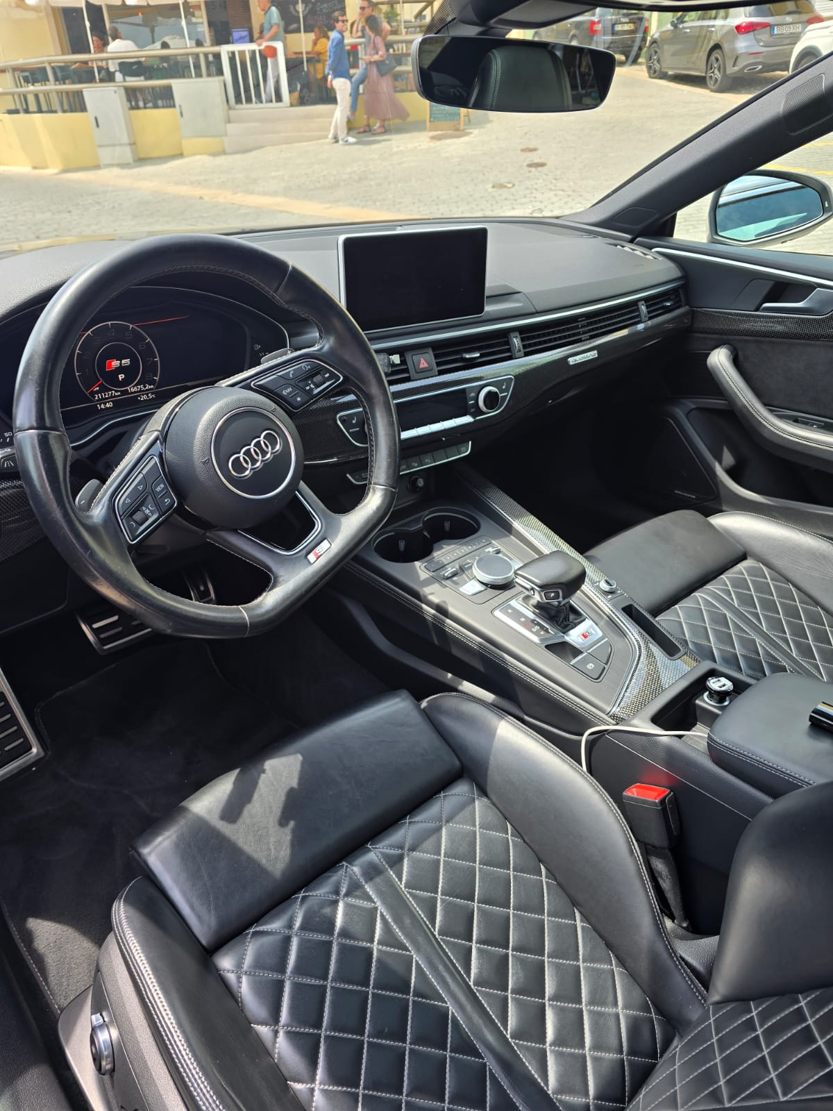 AUDI 3.0 V6 TFSI quattro T-Tronic-image-1