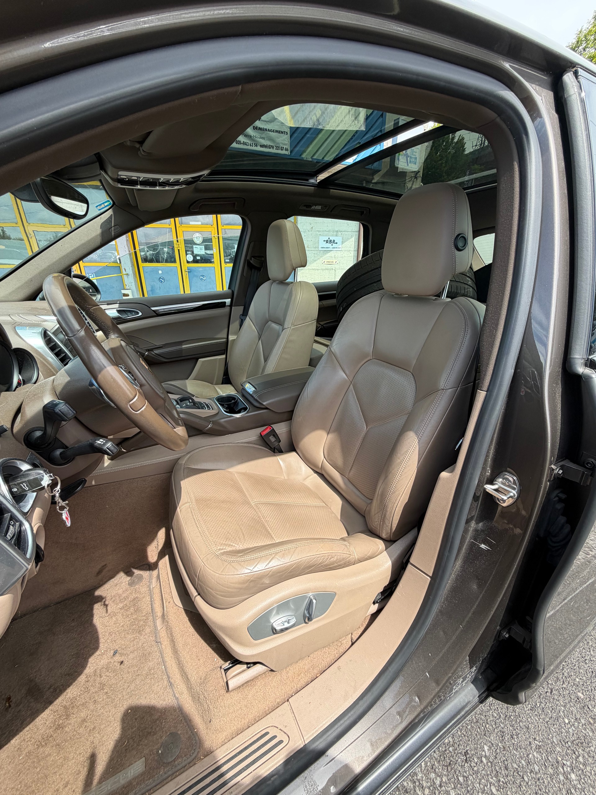 PORSCHE Cayenne Diesel-image-4