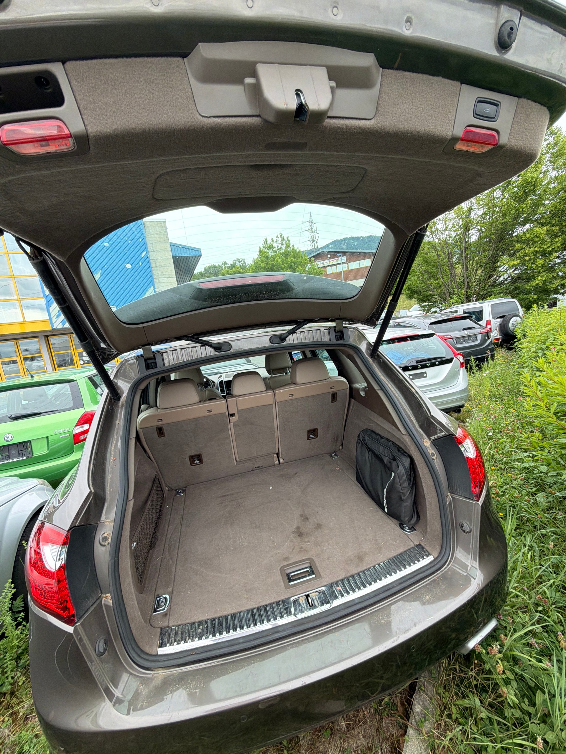 PORSCHE Cayenne Diesel-image-11