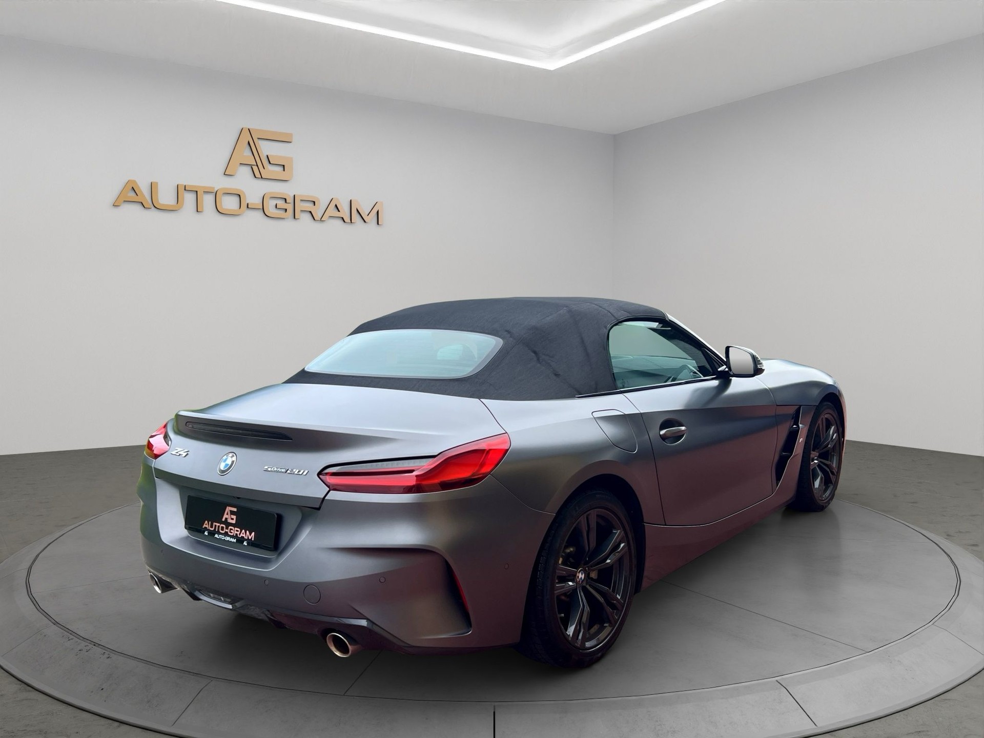 BMW Z4 sDrive 20i M Sport Steptronic-image-4