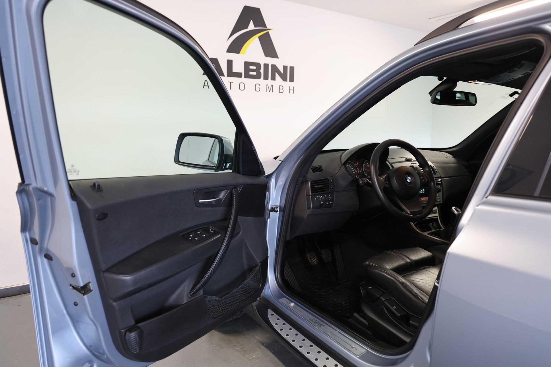 BMW X3 3.0d-image-4