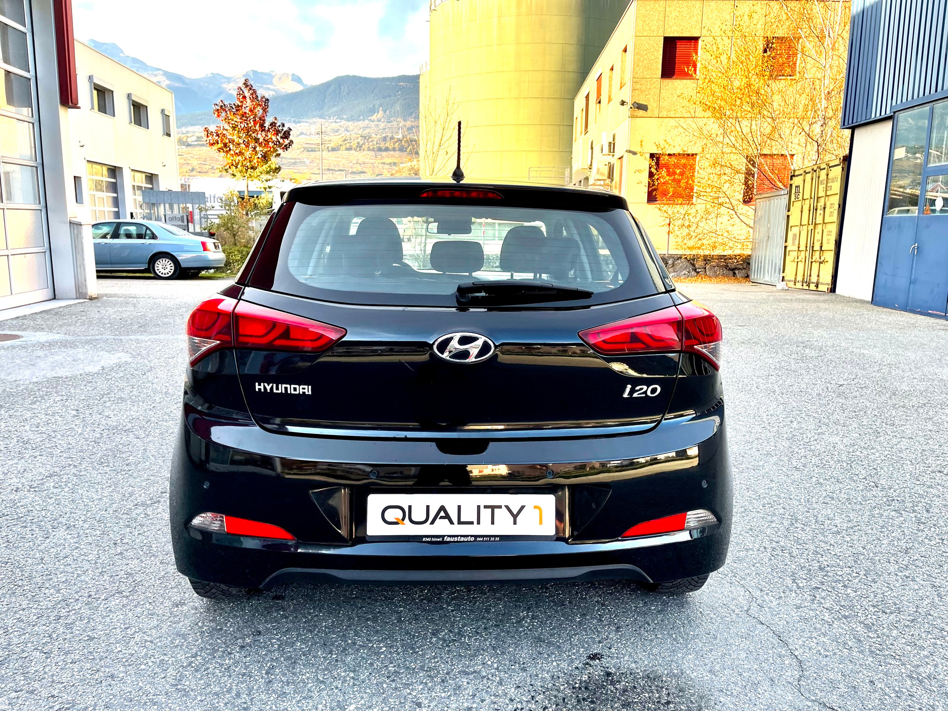HYUNDAI i20 1.2 Amplia-image-6