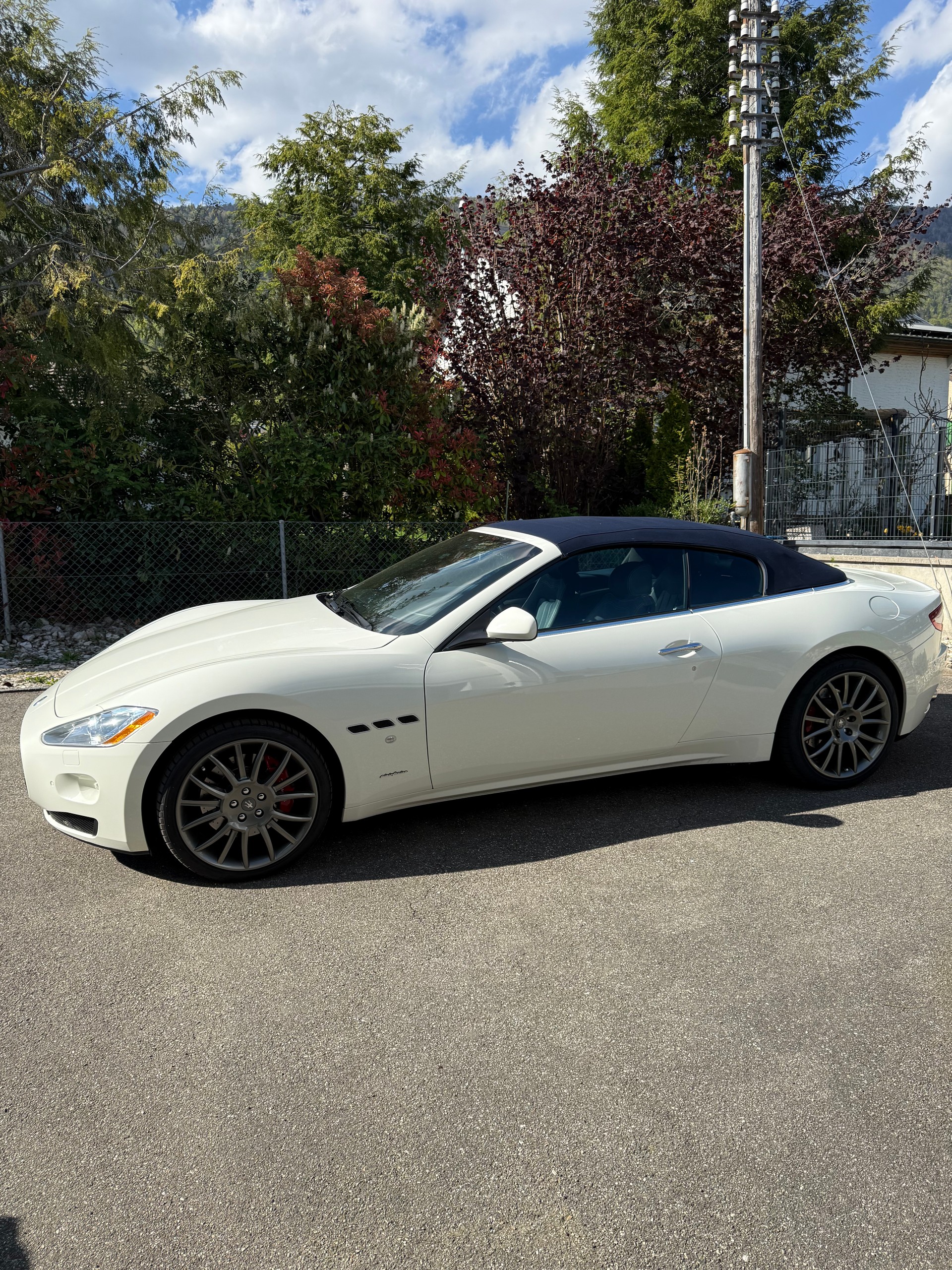 MASERATI GRANCABRIO-image-5