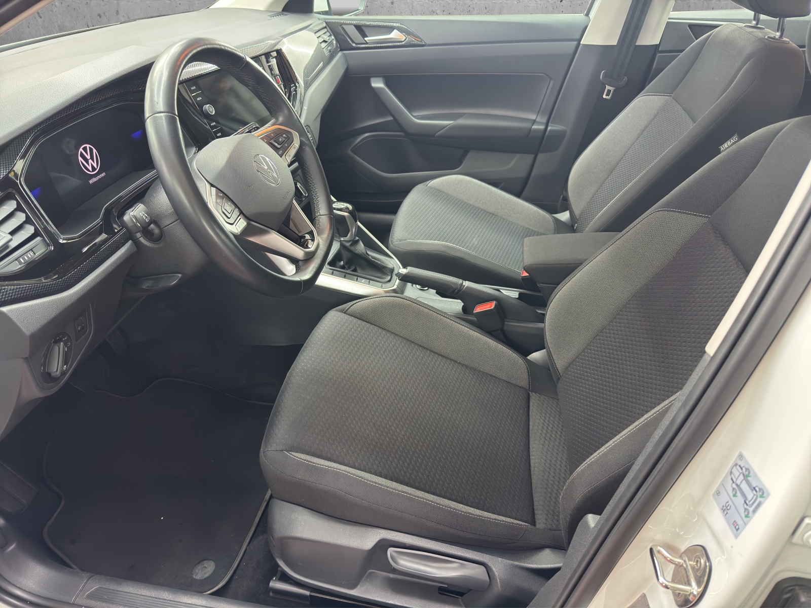 VW Polo 1.0 TSI Life DSG-image-6