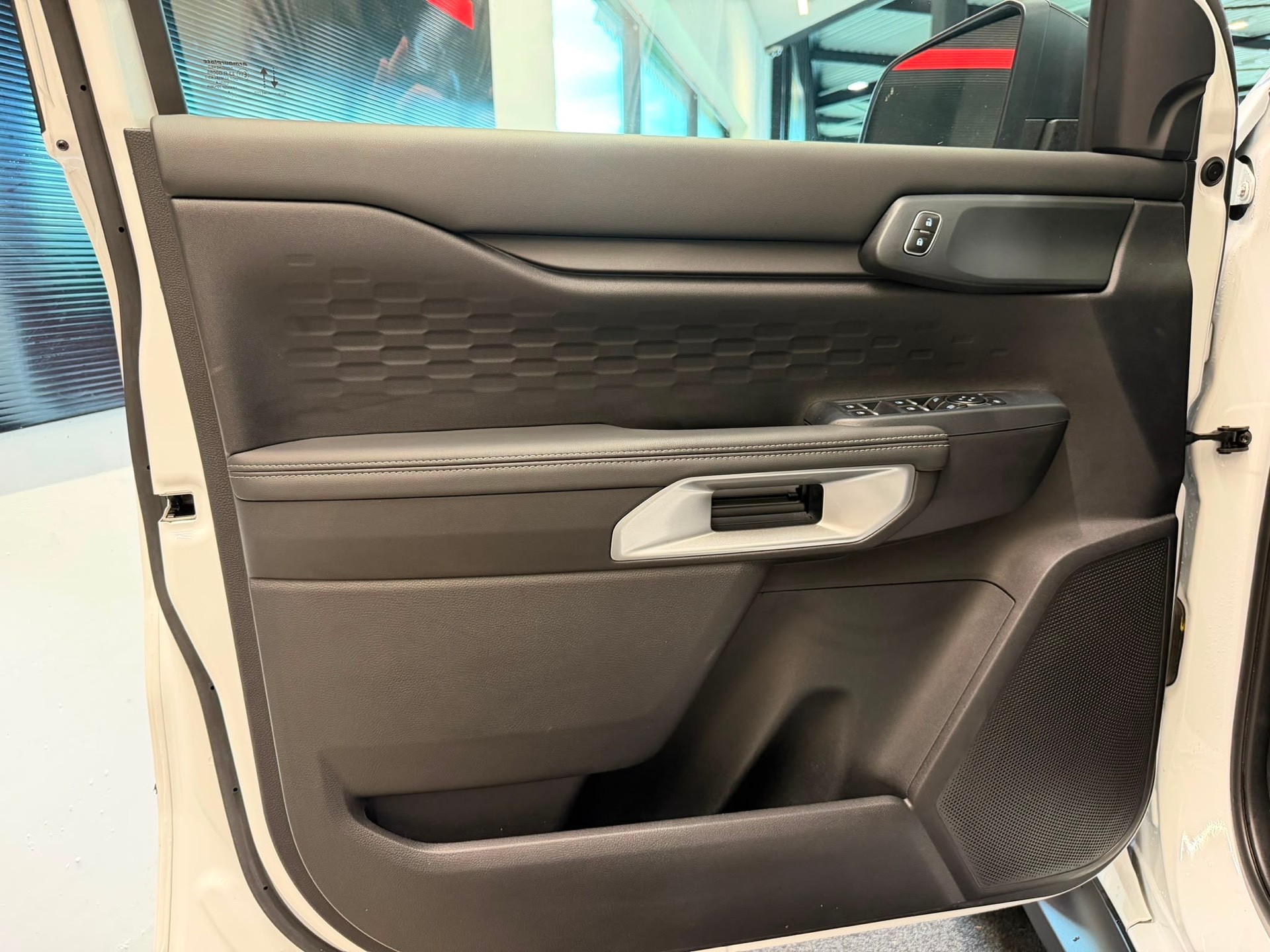 FORD Ranger MS/RT 3.0 Eco Blue e-4WD Automat-image-24