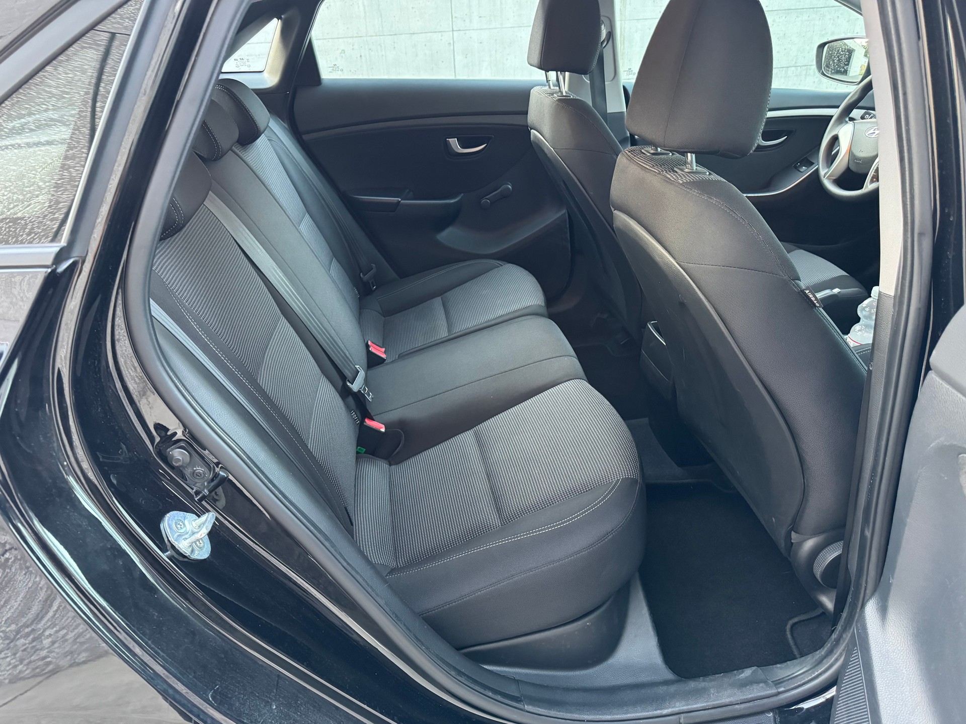 HYUNDAI i30 1.4 Comfort-image-13