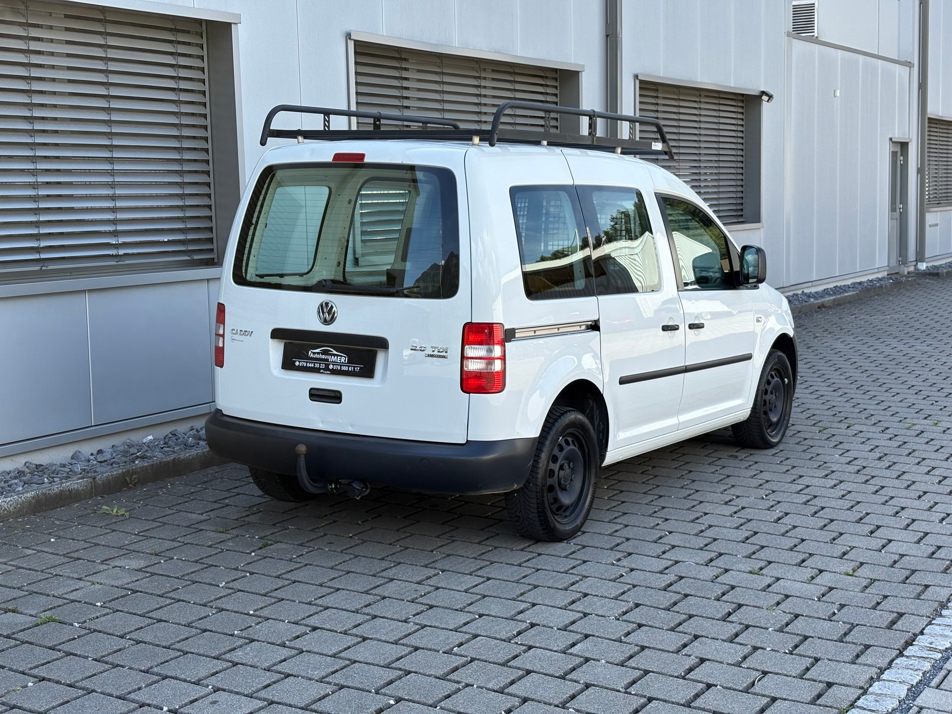 VW Caddy 2.0TDI 4Motion DSG-image-13