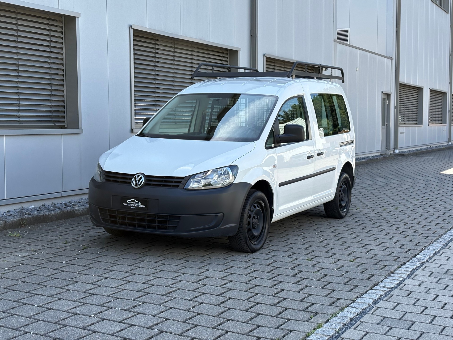 VW Caddy 2.0TDI 4Motion DSG-image-1