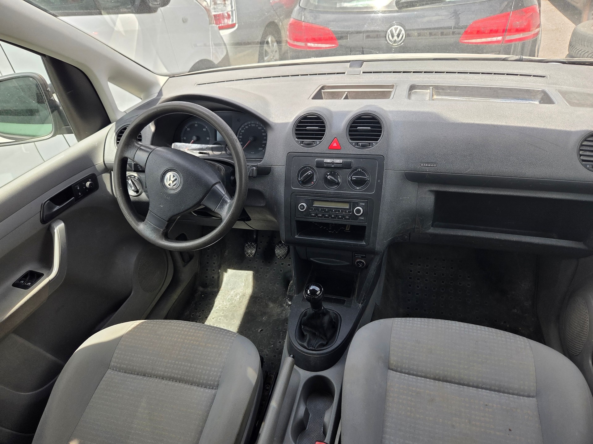 VW Caddy 1.9TDI PD-image-2