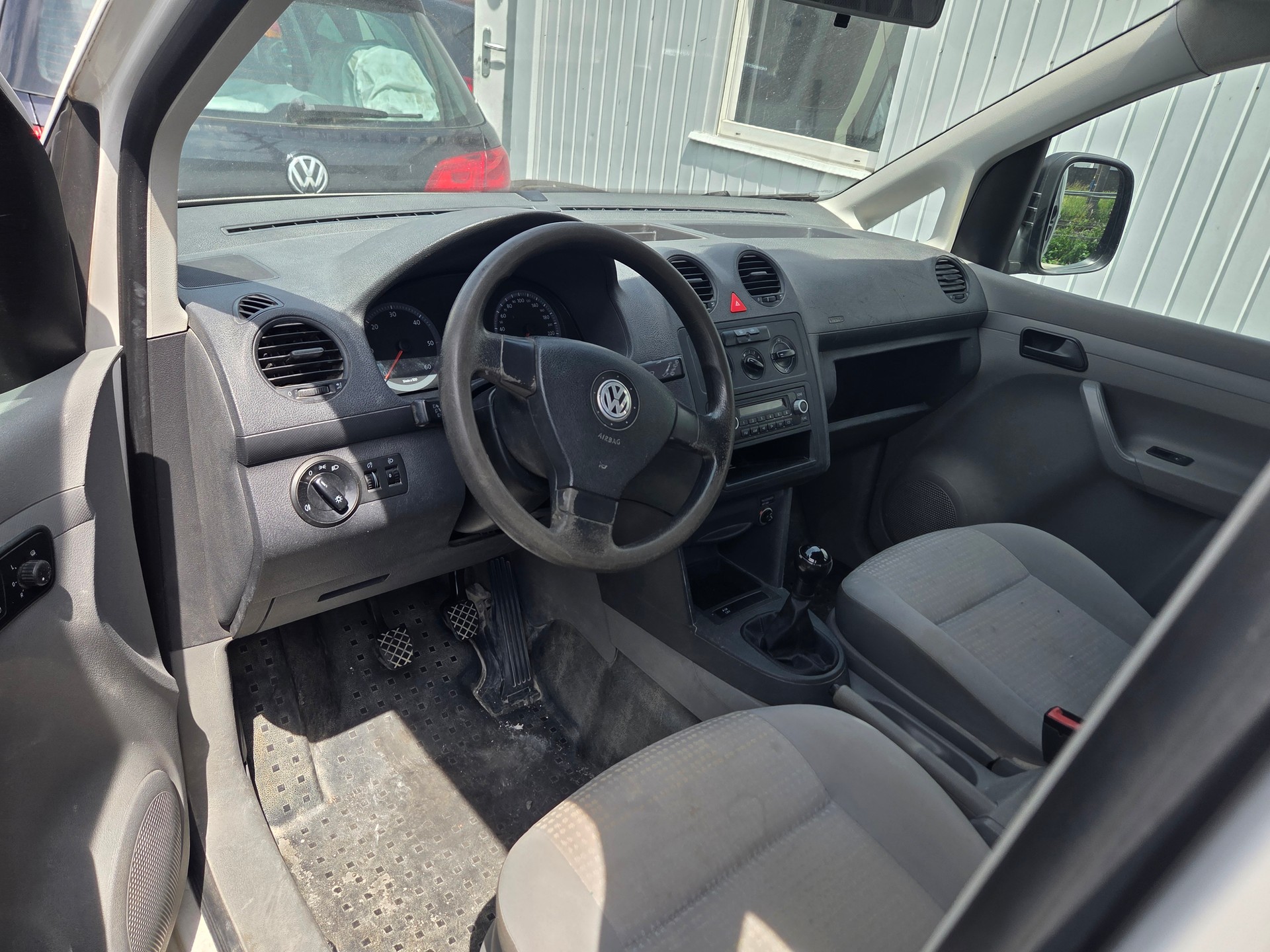 VW Caddy 1.9TDI PD-image-3