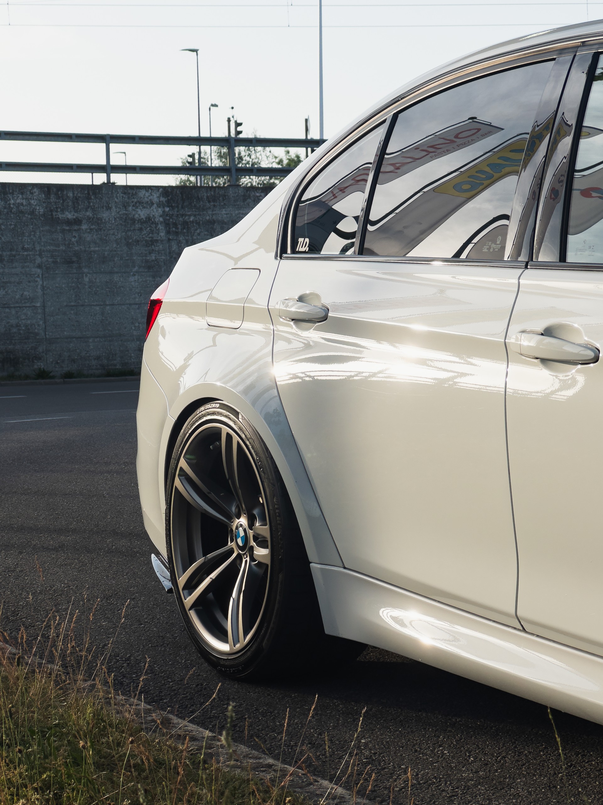 BMW M3 Competition-image-3