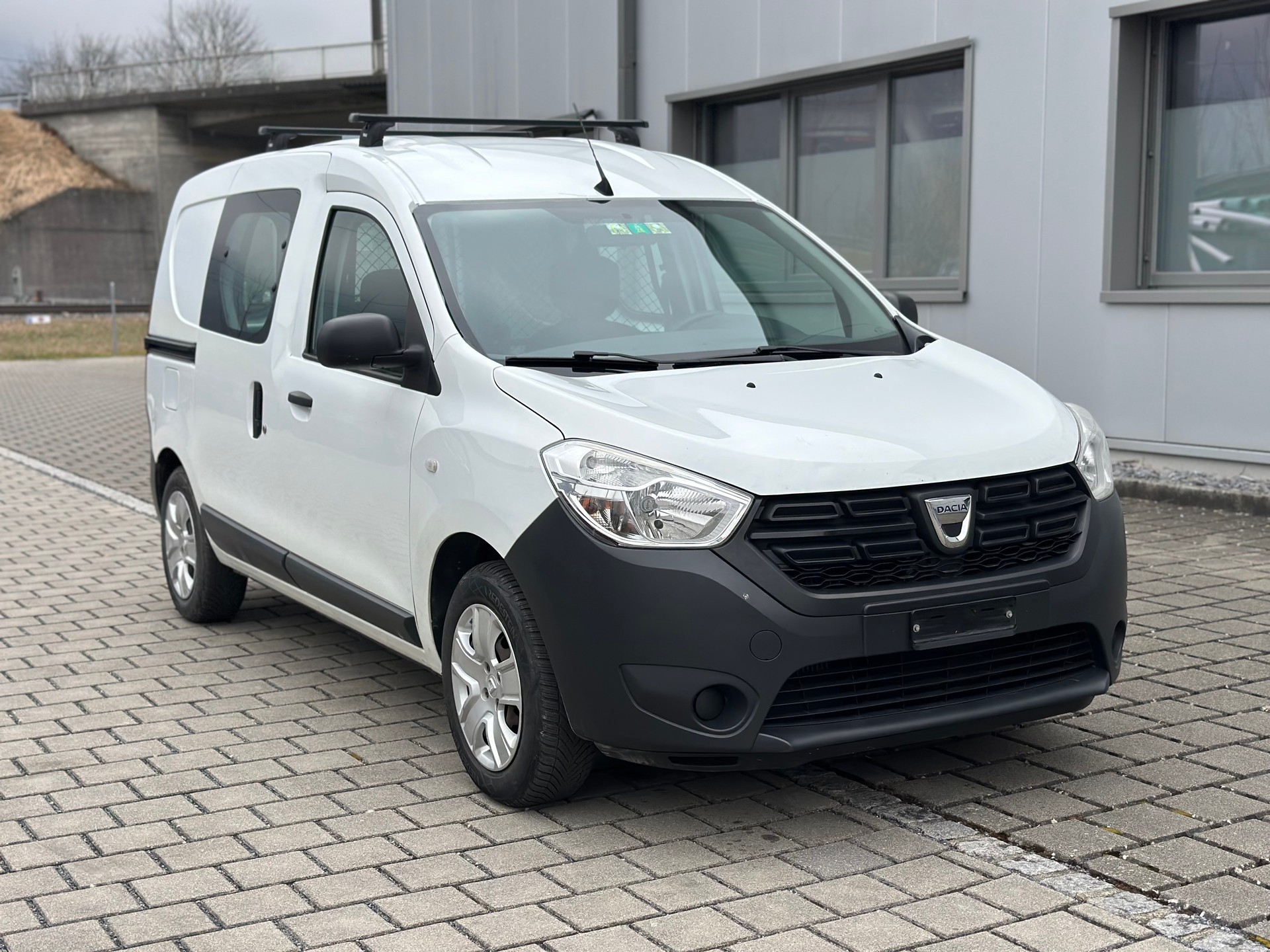 DACIA Dokker 1.2 T Ambiance-image-4