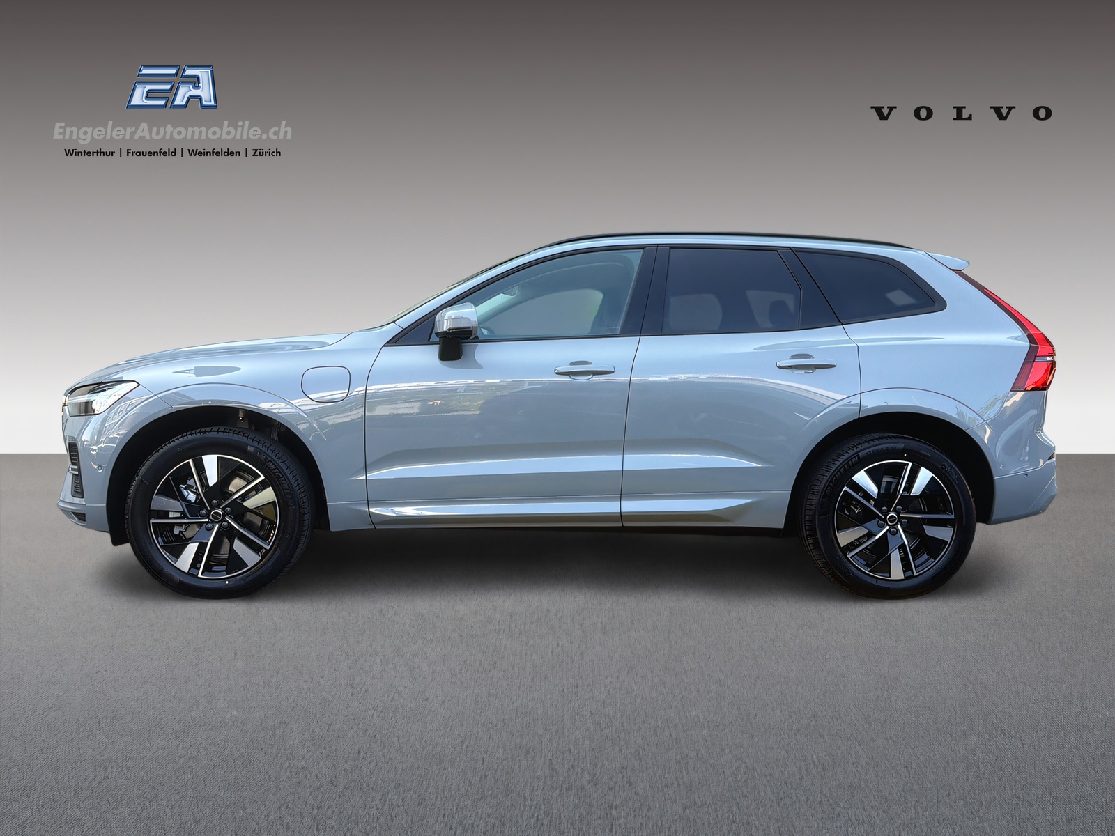 VOLVO XC60 2.0 T6 TE Core eAWD-image-3