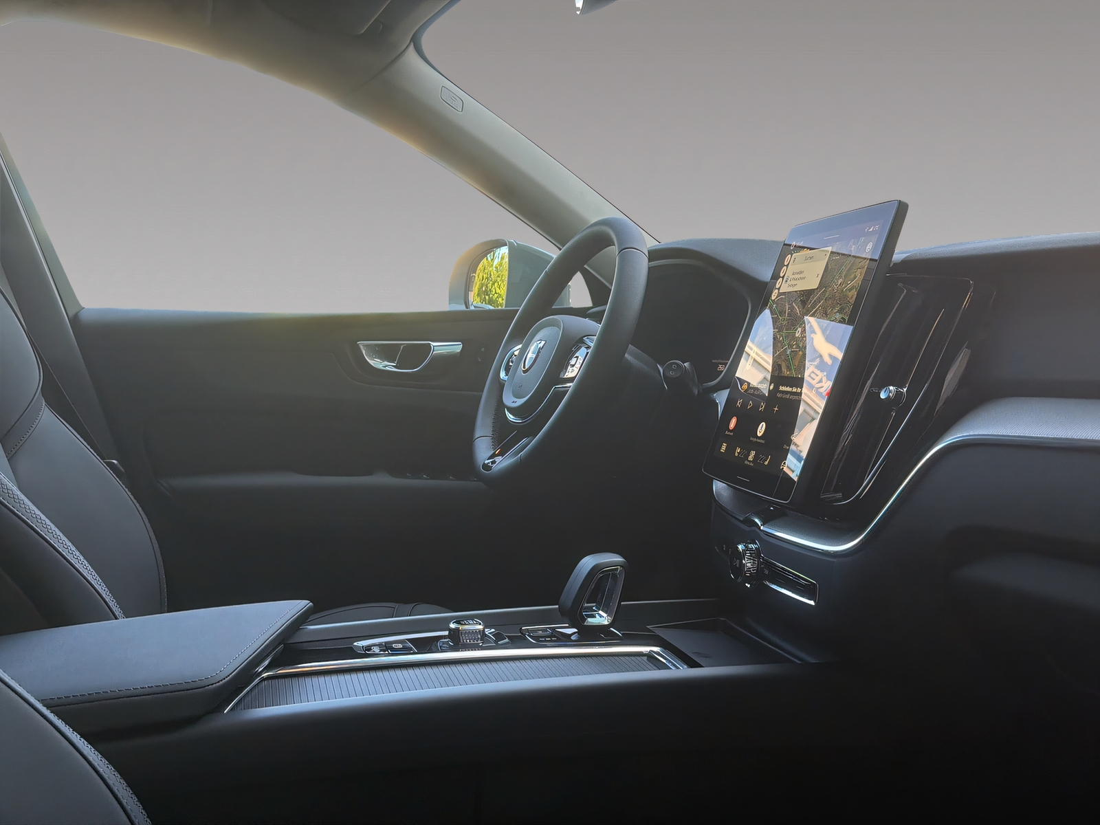 VOLVO XC60 2.0 T6 TE Core eAWD-image-11