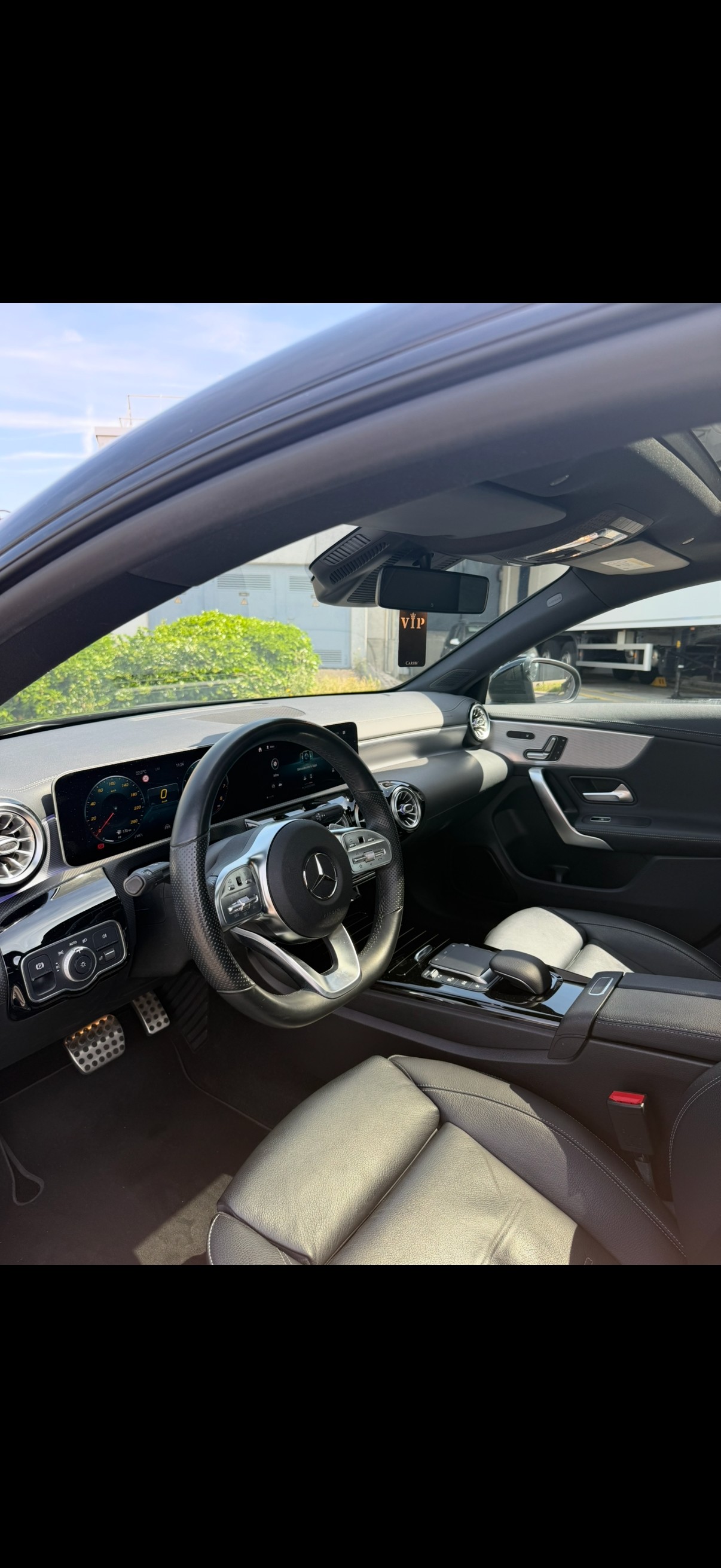 MERCEDES-BENZ CLA 250 Swiss Star AMG Line 4matic-image-4