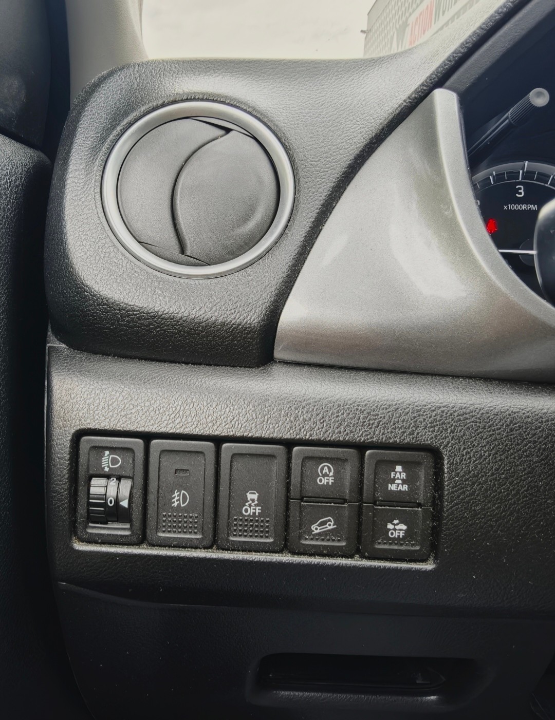 SUZUKI Vitara 1.6 TD Compact Top-image-11