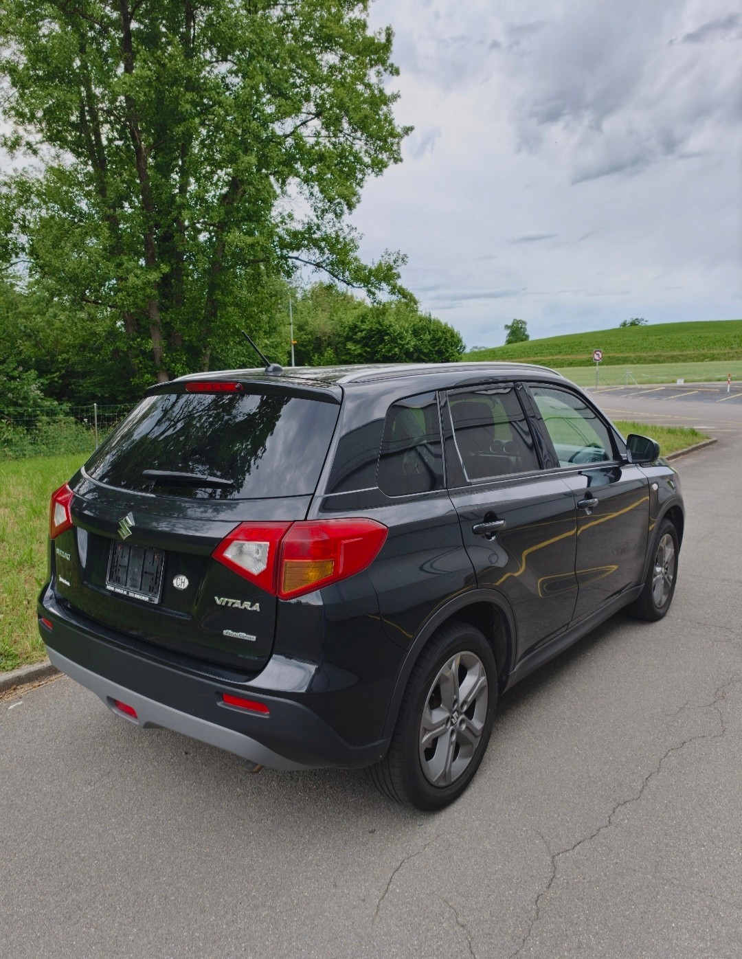 SUZUKI Vitara 1.6 TD Compact Top-image-3