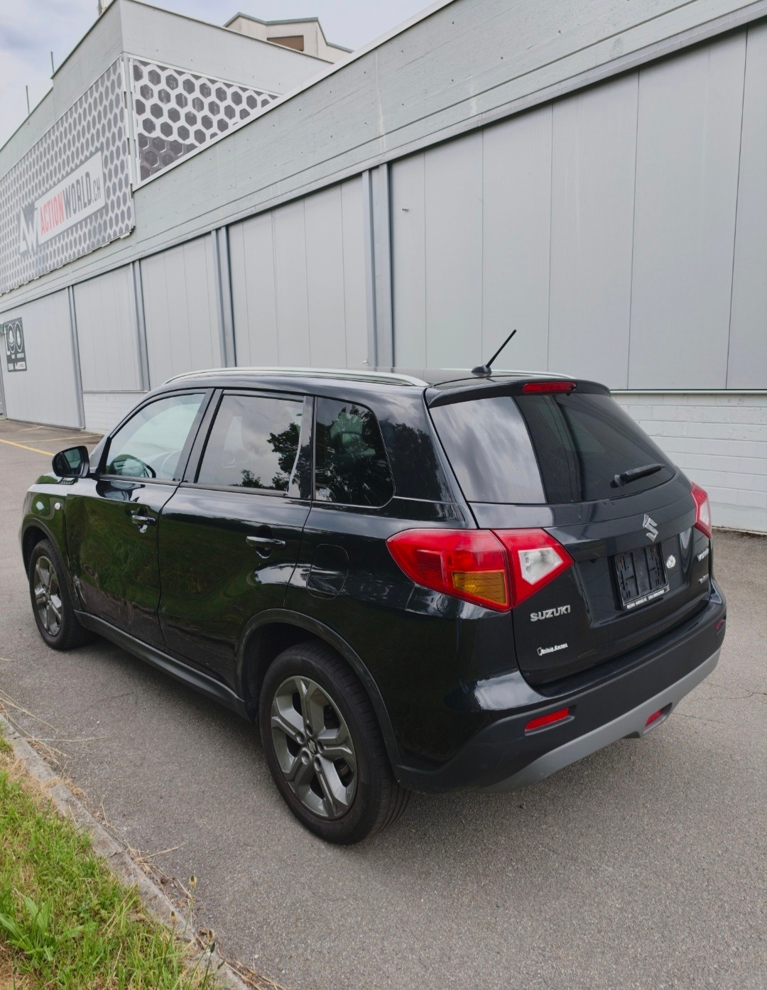 SUZUKI Vitara 1.6 TD Compact Top-image-5
