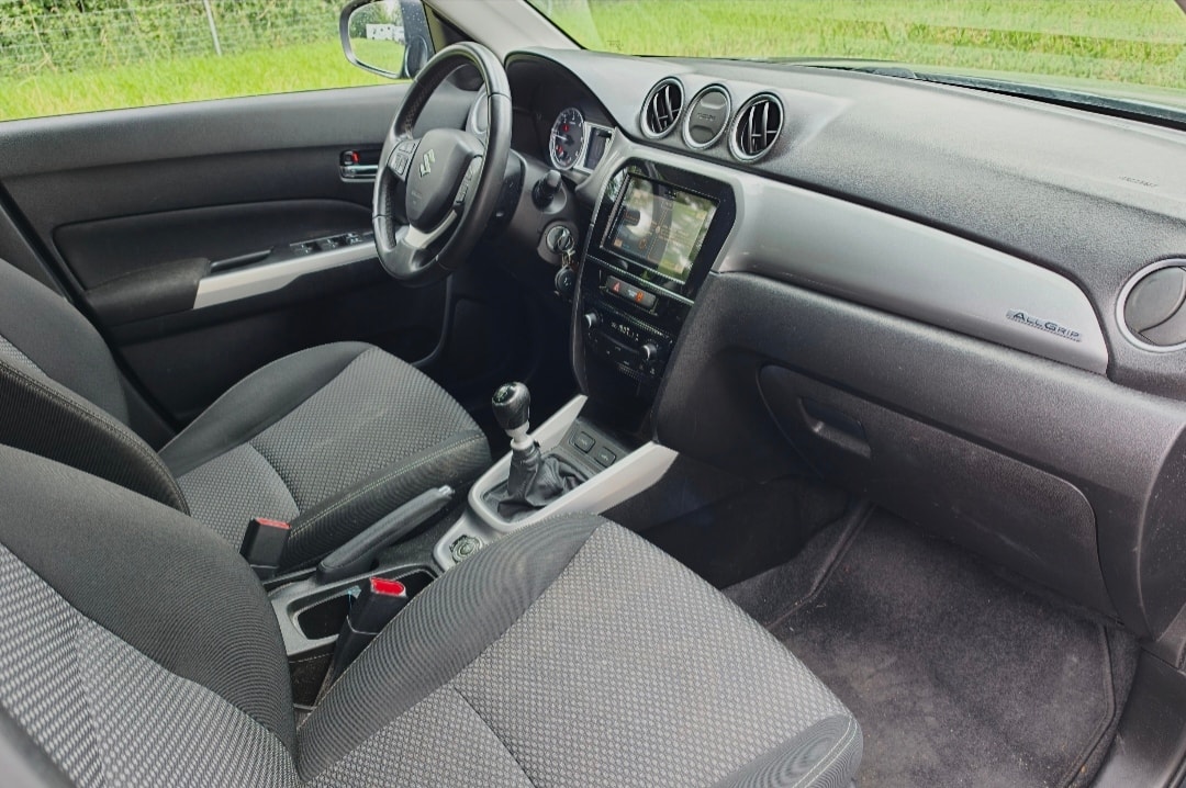 SUZUKI Vitara 1.6 TD Compact Top-image-8