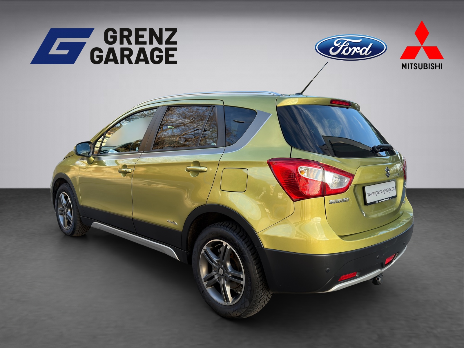 SUZUKI SX4 S-Cross 1.6 TD Piz Sulai 4x4-image-2
