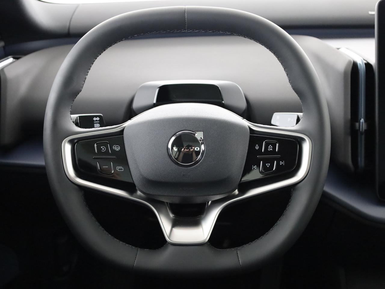 VOLVO EX30 CC P8 Ultra AWD-image-13