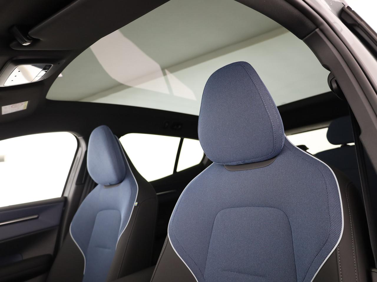 VOLVO EX30 CC P8 Ultra AWD-image-12