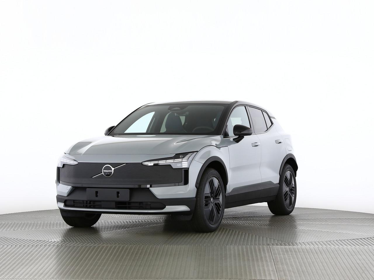 VOLVO EX30 CC P8 Ultra AWD-image-0