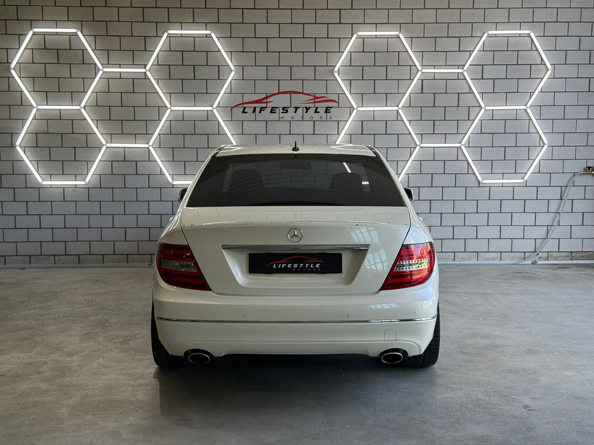 MERCEDES-BENZ C 350 Avantgarde 4Matic 7G-Tronic-image-3