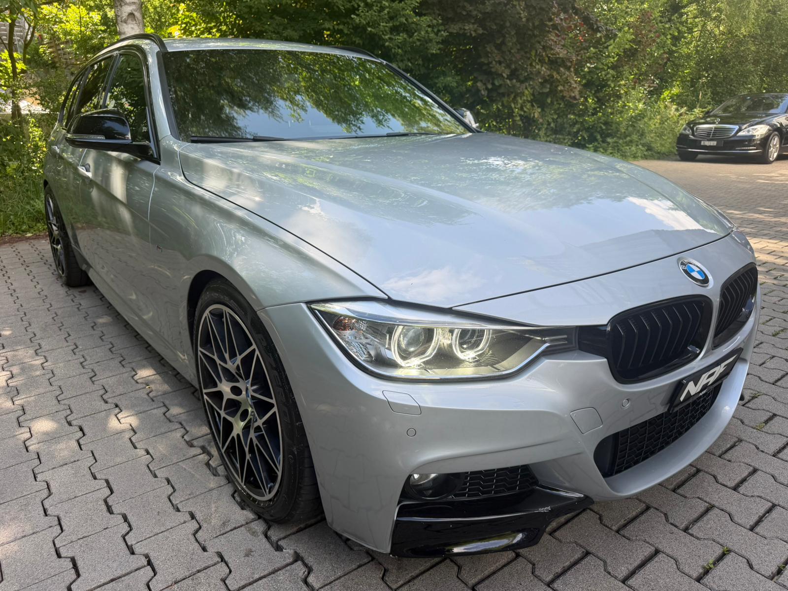 BMW 335i xDrive Touring Steptronic M-Sport-image-8