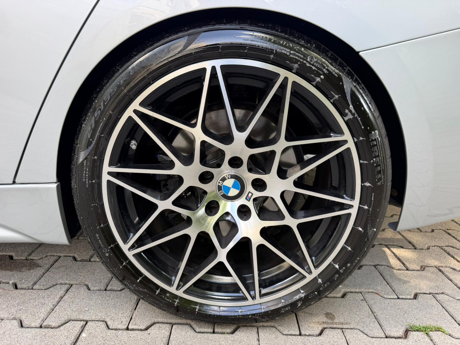 BMW 335i xDrive Touring Steptronic M-Sport-image-10