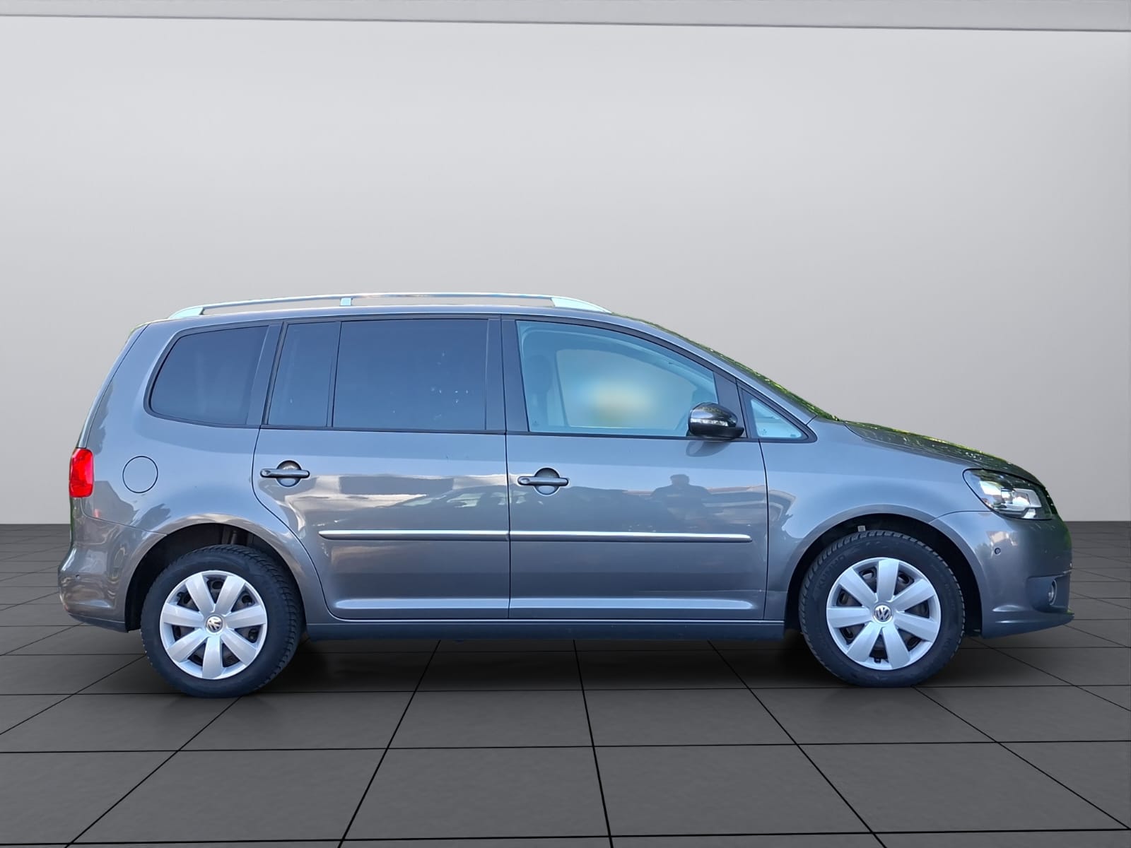 VW Touran 2.0 TDI BlueMotion Technology Cup DSG-image-8