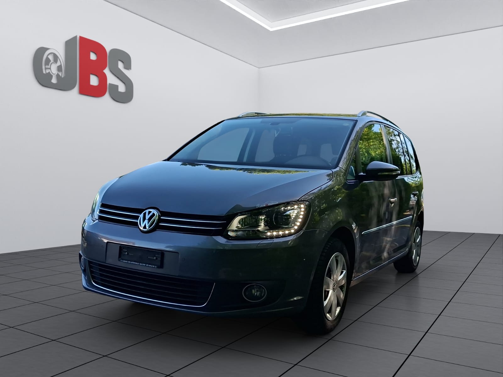 VW Touran 2.0 TDI BlueMotion Technology Cup DSG-image-0
