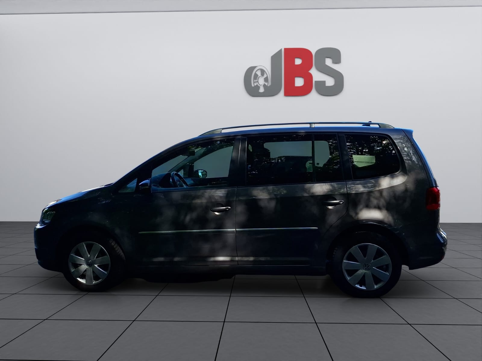 VW Touran 2.0 TDI BlueMotion Technology Cup DSG-image-3