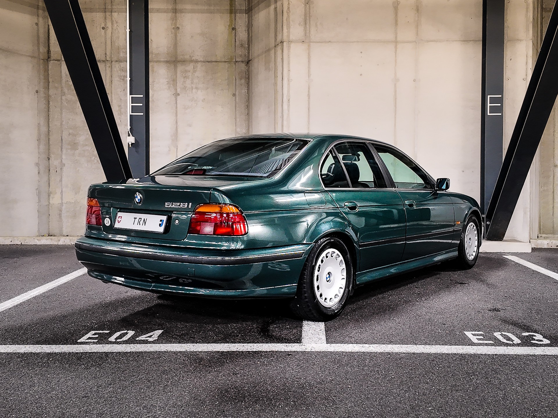 BMW 528i 1.Hand I Sammlerzustand I BMW Checkheft I Vermotgrün I Steptronic I-image-3