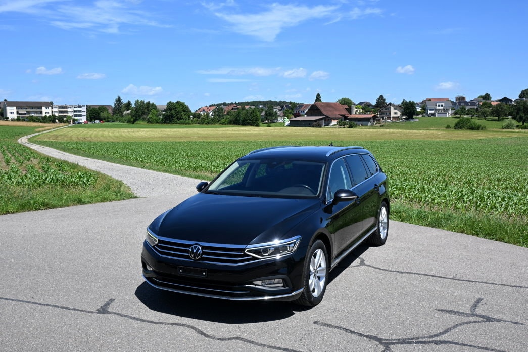 VW Passat 2.0 TDI BMT Elegance DSG-image-0